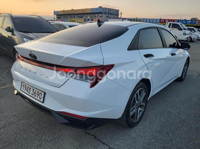 @21년식 아반떼(CN7) 1.6 가솔린 모던 전국최--3