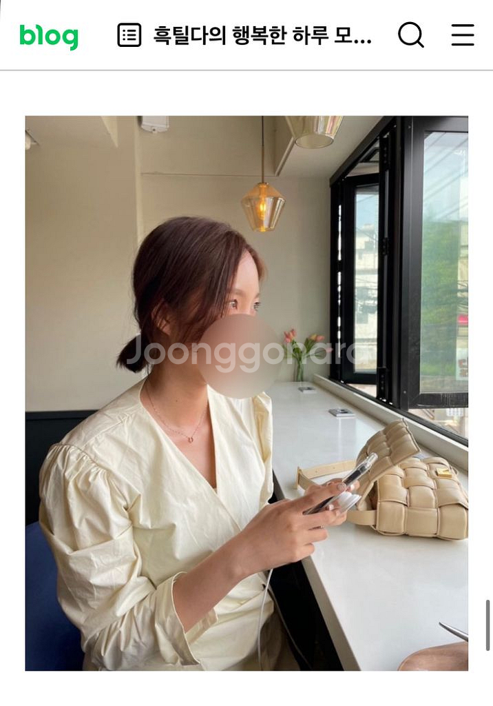 보테가베네타 패디드 카세트백 포리지컬러--7
