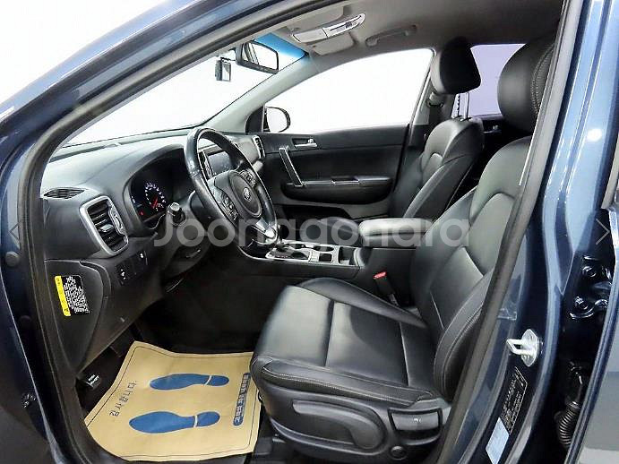 @16년식 신형 스포티지 R2.0 2WD 프레스티지--4