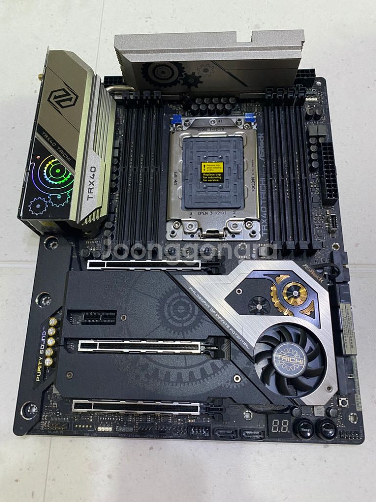Asrock TRX40 TAICHI(타이치) 메인보드--1
