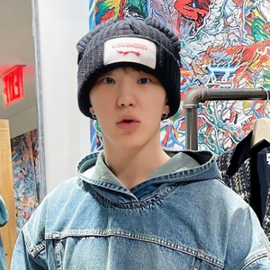 세븐틴탈덕으로 굿즈,앨범,포카등 일괄로 팝니다 (급전)