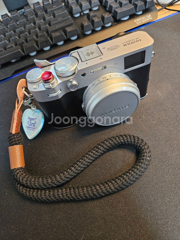 후지필름 카메라 x100vi 300컷 풀구성품--1