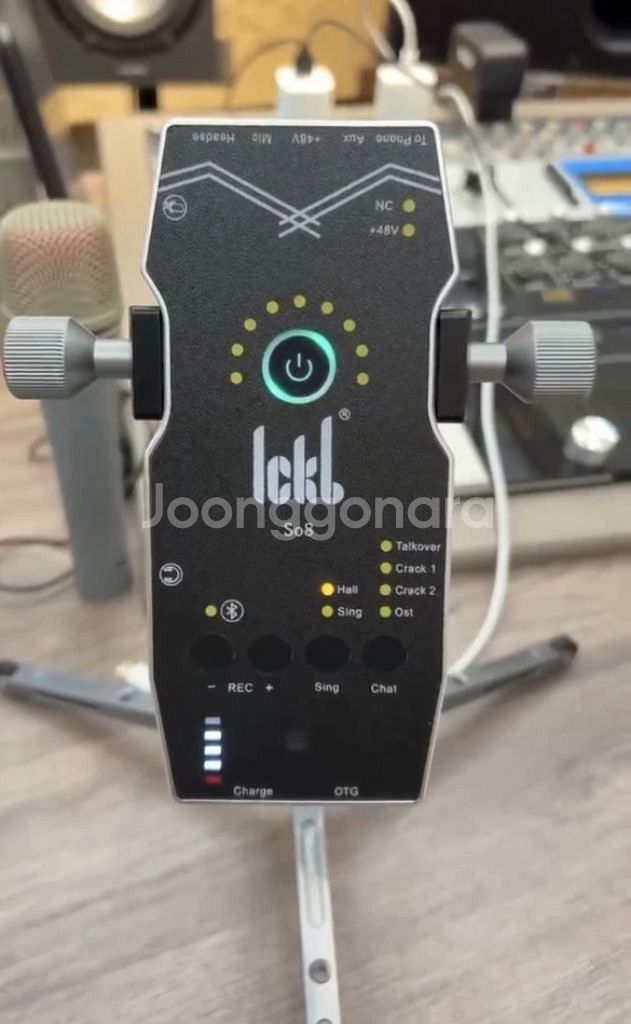 금속재질 폰거치대 탁상용 인터페이스 거치대 해외직구 1--1