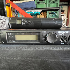 shure ulxp4(900mhz) 수신기 및 마이크