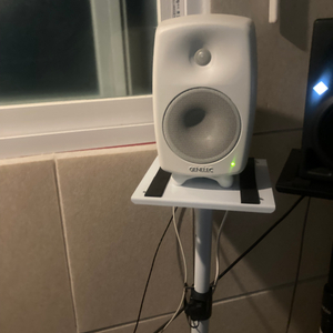 Genelec 8330A 화이트 + GLM Kit