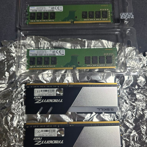 ddr4 32gb (8x4) 팝니다