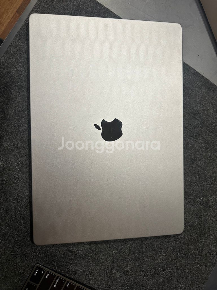 맥북 m1프로 16인치 1TB 16gb--1