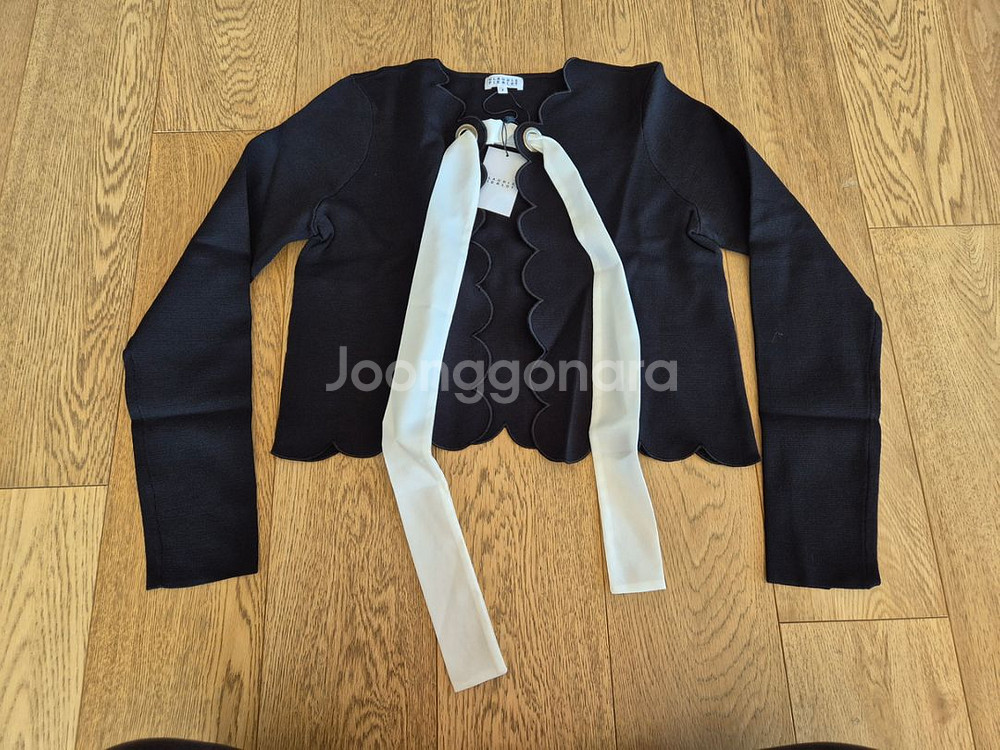 (새상품) 끌로디피에로 블랙 오픈 가디건 2사이즈--7