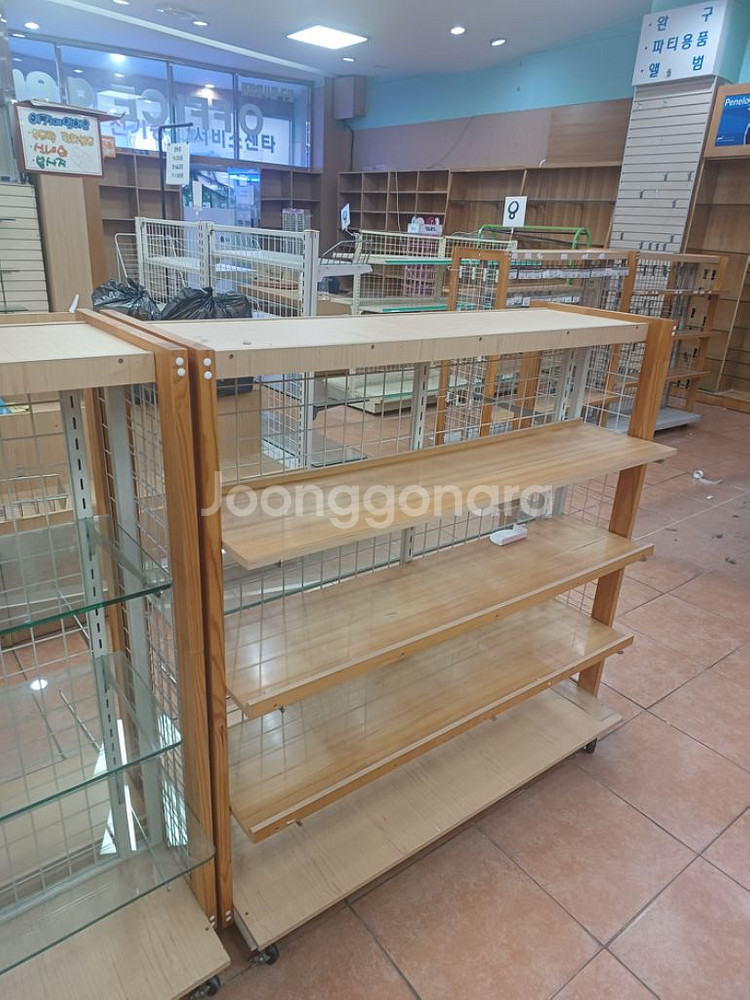 문구진열장--1