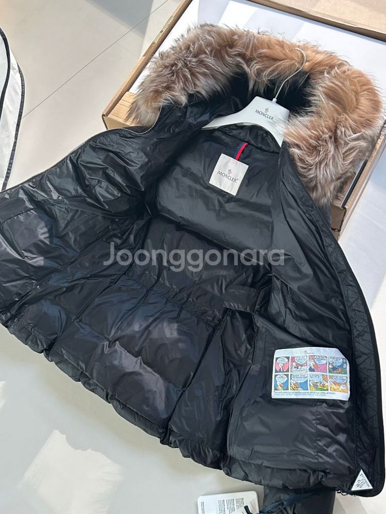 몽클레어 보에드 1사이즈 새상품팝니다--3