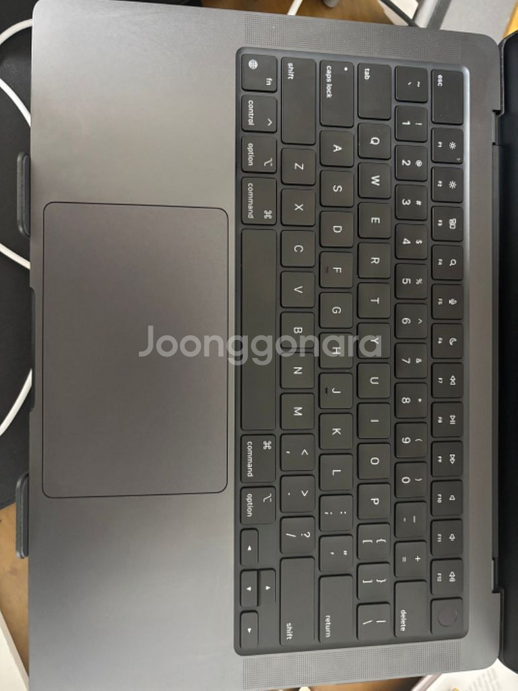 Macbook m3pro 12cpu 18gpu--3