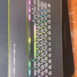 커세어 k70 pro mini 키보드팝니다