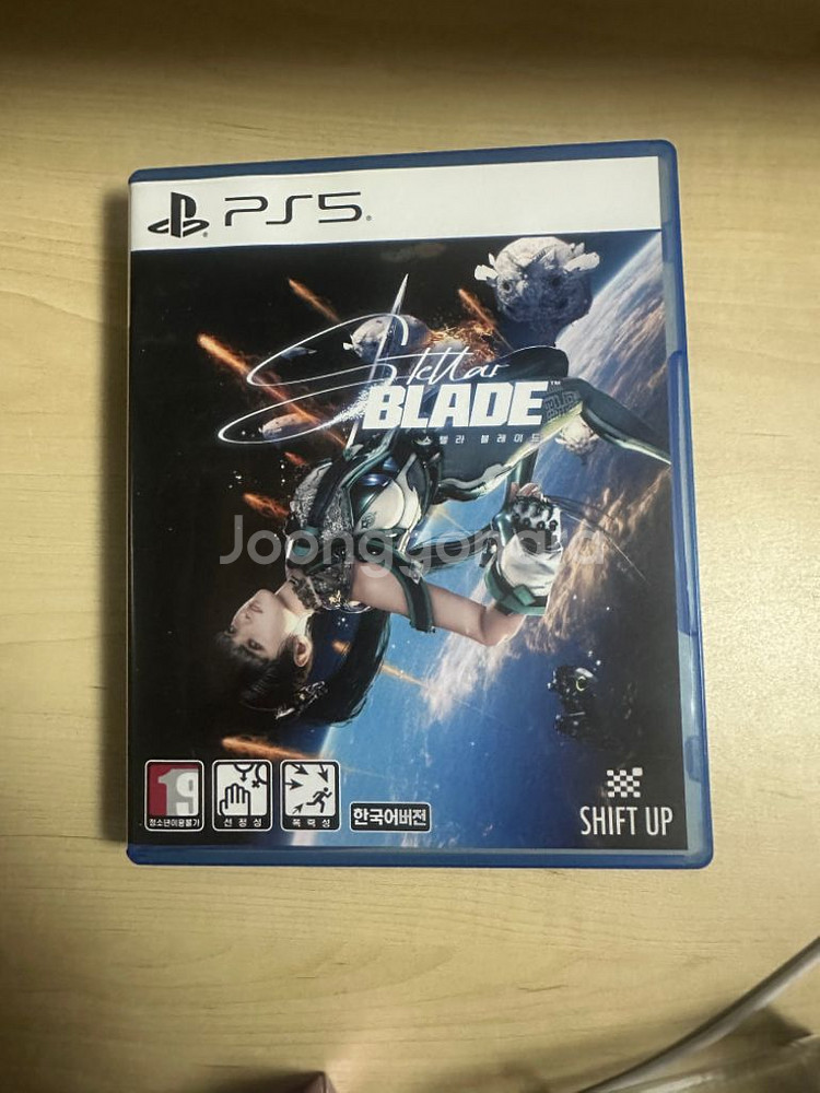 스텔라 블레이드 ps5 판매합니다--0