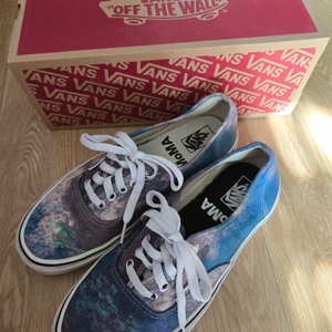 VANS MoMA 255cm