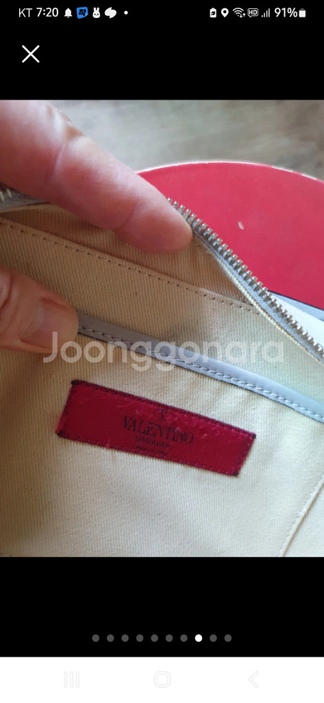 (가격내림) 명품 발렌티노 락스터드 카메라백.--4