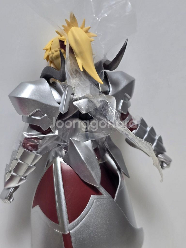 피그마 페이트 세이버 레드 입니다--2