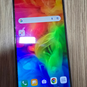 LG q7