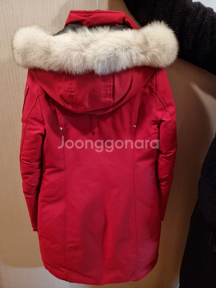 무스너클 여성 롱패딩 판매합니다--2