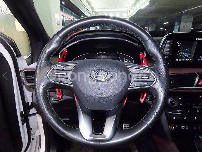@19년식 싼타페(TM) R2.2 2WD 인스퍼레이션--8