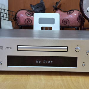 ONKYO C-7030 CD PLAYER