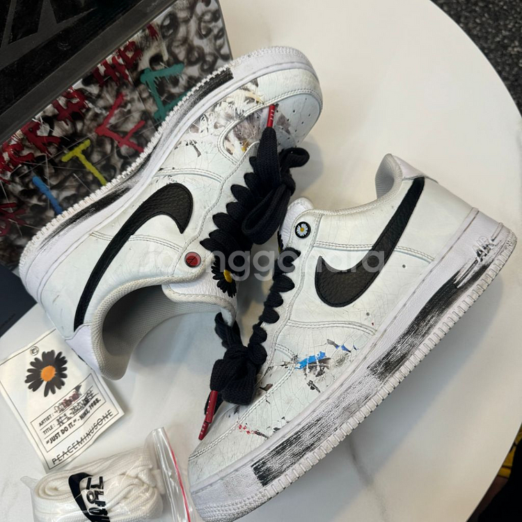 [10.5사이즈]나이키 피마원 에어포스 2 스니커즈--2