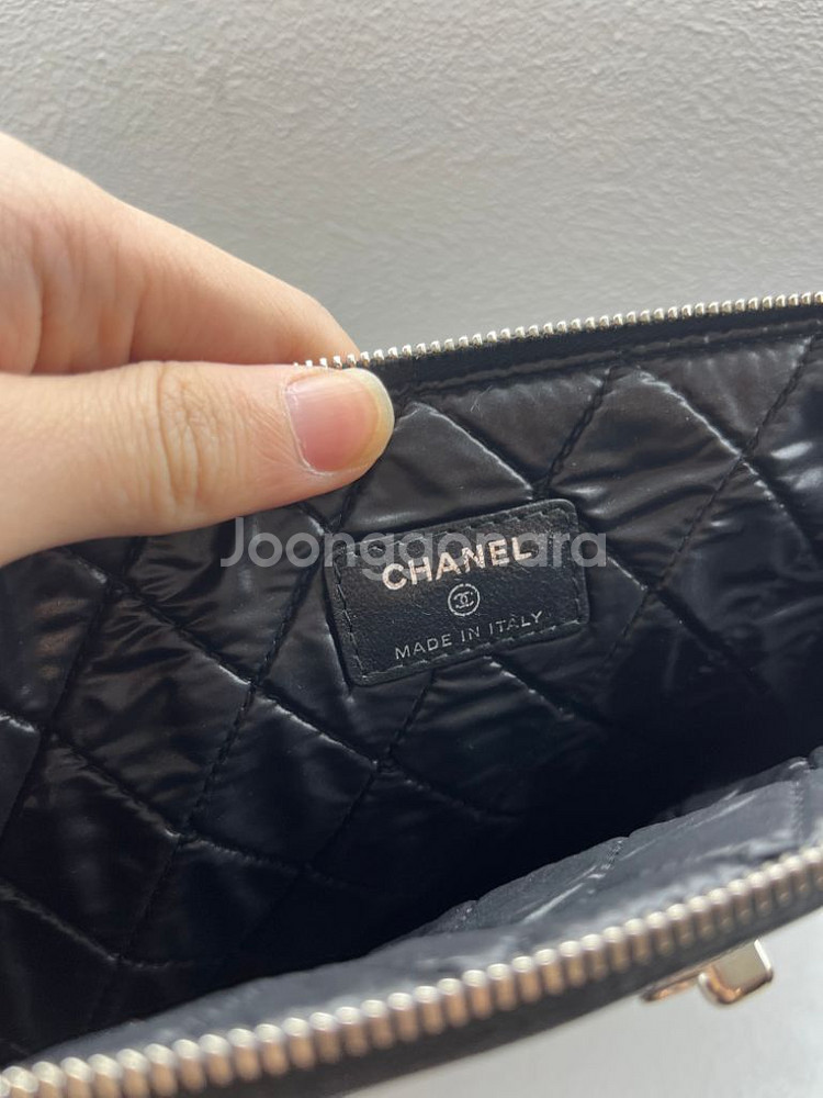 샤넬 마드모아젤 클러치 23번대--3