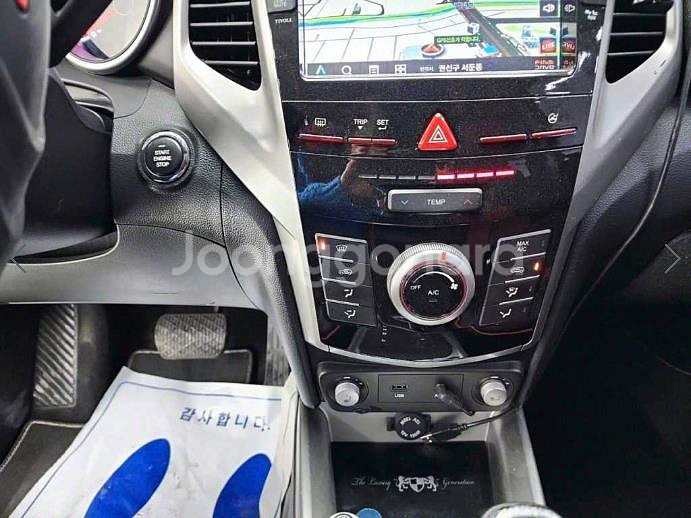 @15년식 티볼리 디젤 2WD VX 전국최저가격--9