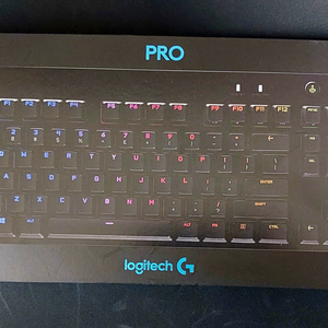 로지텍 G PRO 키보드