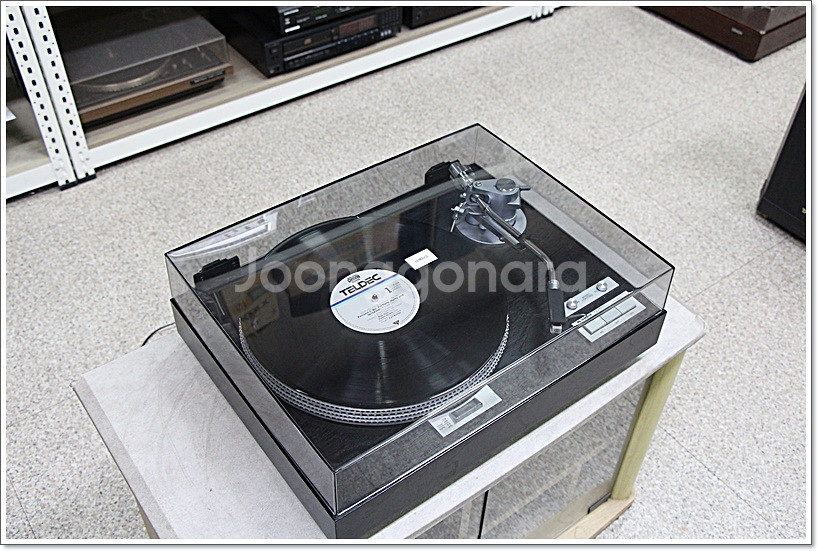 야마하 A급 수동 다이렉트 턴테이블 모델 YP-D7--5