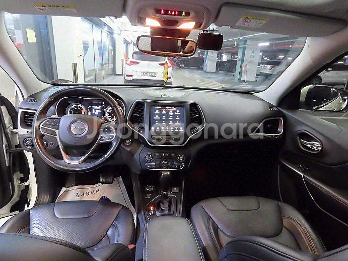 @18년식 체로키(KL) 2.4 AWD 론지튜드 하이--9