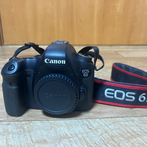 컨디션 좋은 캐논 EOS 6D 판매합니다.