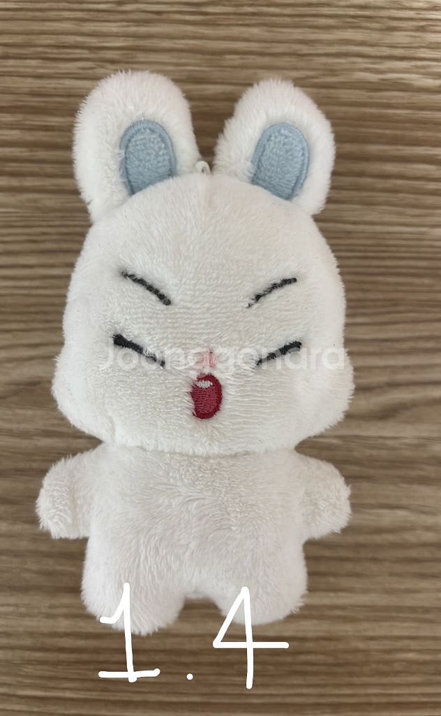 투바투 수빈 포카,인형 판매--2