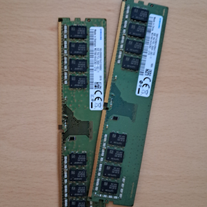 삼성 ddr4 16gb(8gbx2)gb 램 팝니다