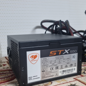 쿠거 STX 550 파워 서플라이