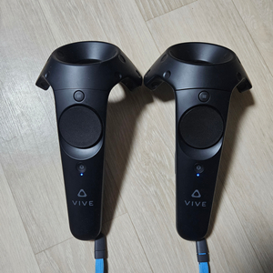 htc vive 바이브 컨트롤러 2개