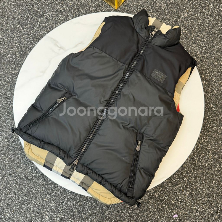 [S사이즈]버버리 체크 리버시블 조끼 패딩--1