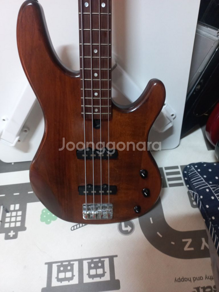 야마하 BB350 90S 베이스기타--1