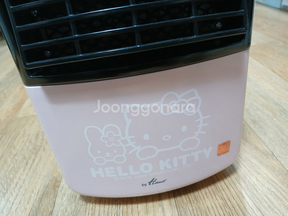 헬로 키티 HEF-600HK 탁상용 미니 온풍기 새것--3