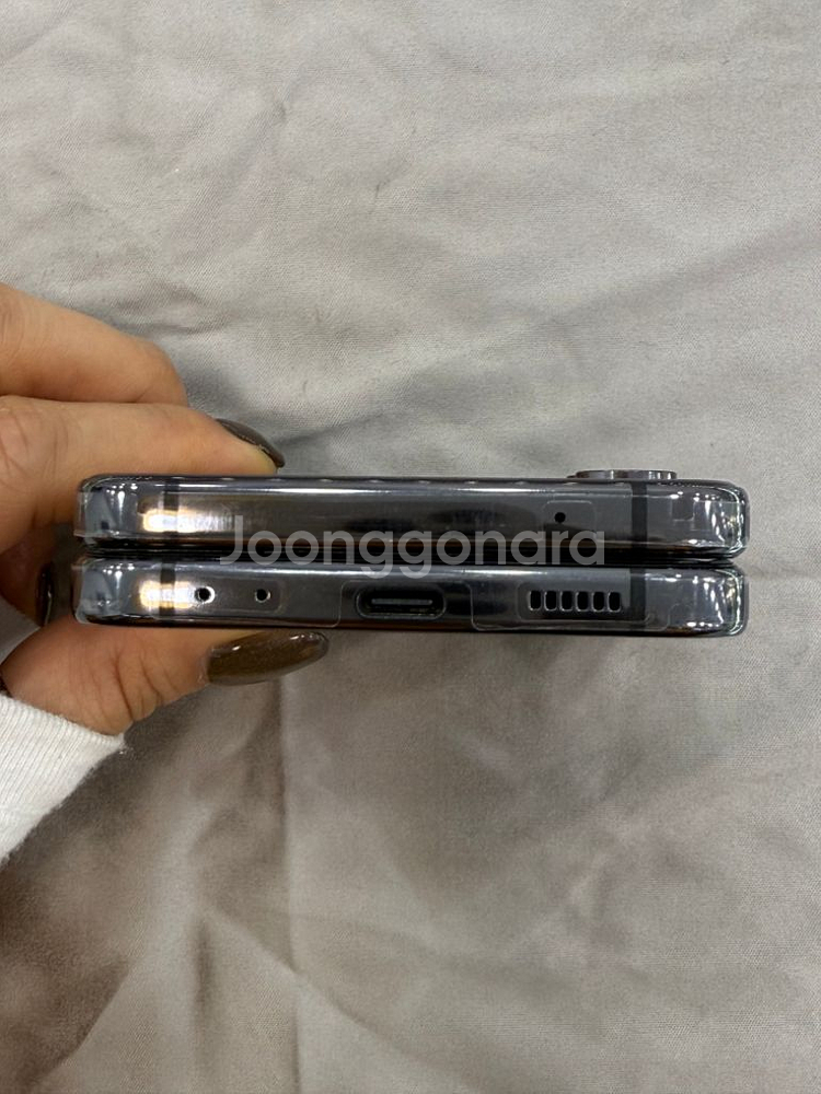 플립4 블랙 256G--5