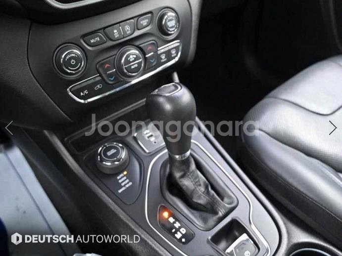 @18년식 체로키(KL) 2.4 AWD 론지튜드 하이--8