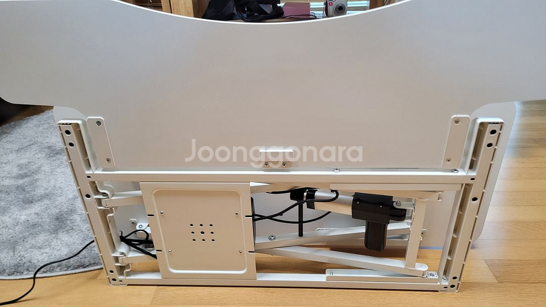 전동식 높이조절 스탠딩 데스크--1