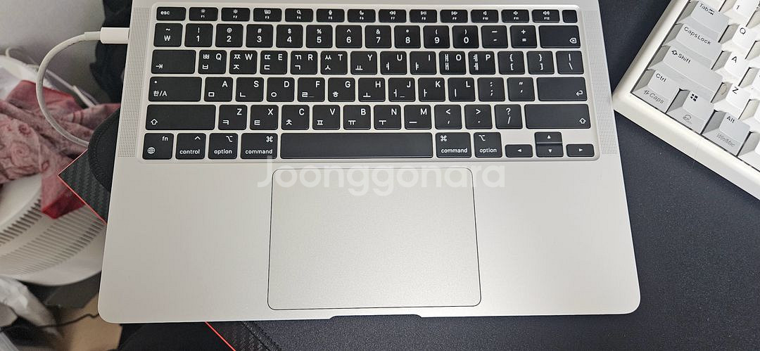 맥북에어 M1 8GB 256Gb--2