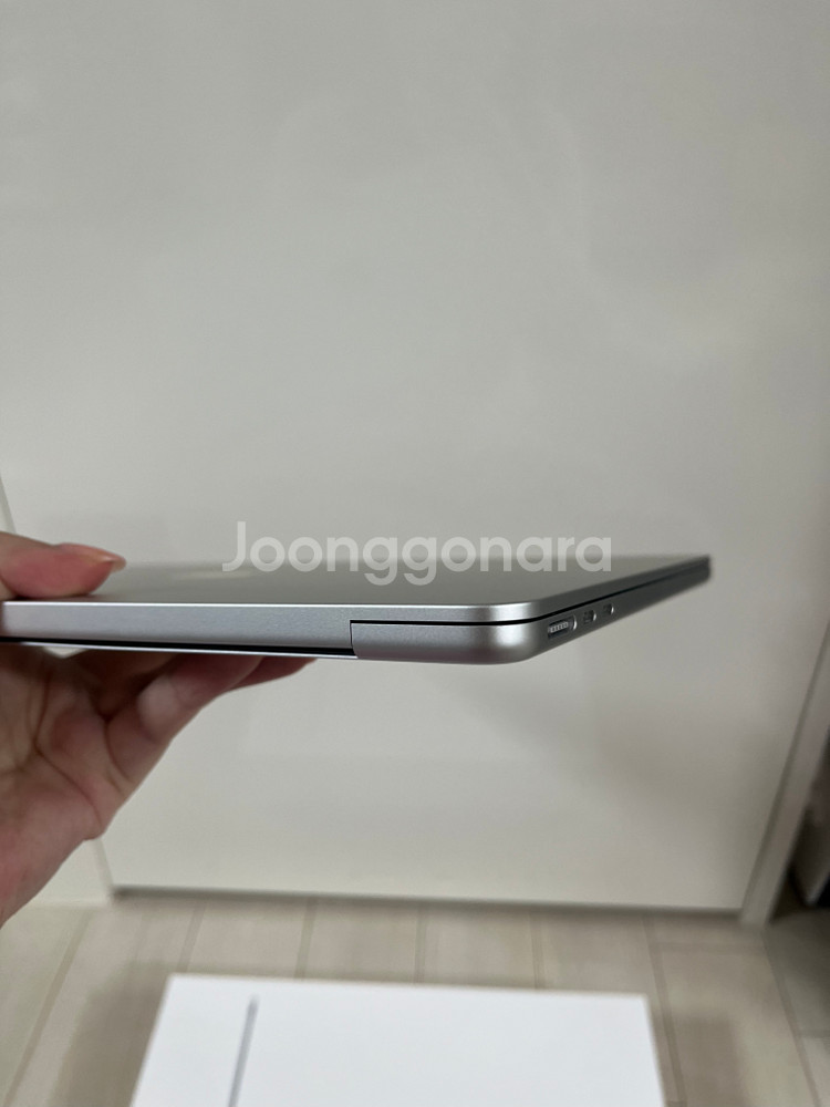 [상태최상] 맥북에어M2(8GB, 256GB)--5