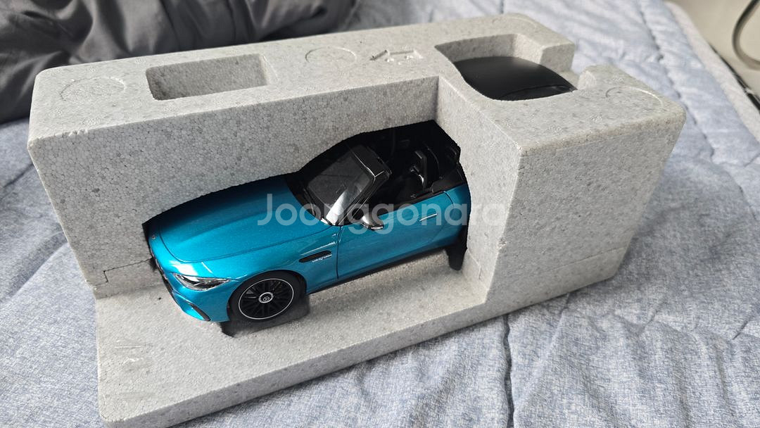 벤츠 AMG SL 63 모델 팝니다--7