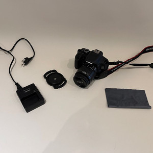 캐논 600d 팝니다.