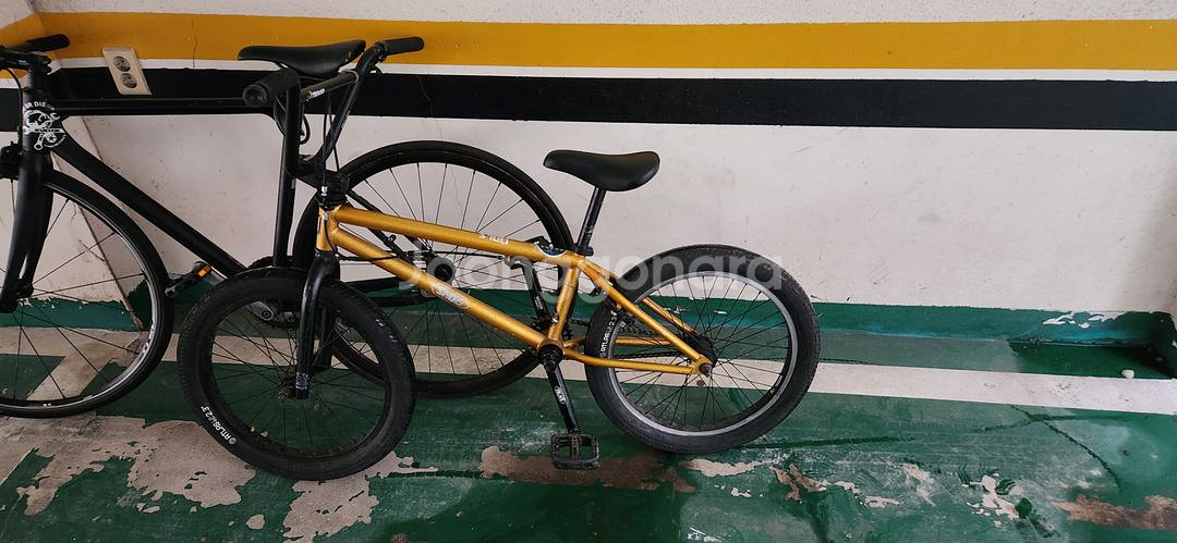 금색 킨크 BMX--7