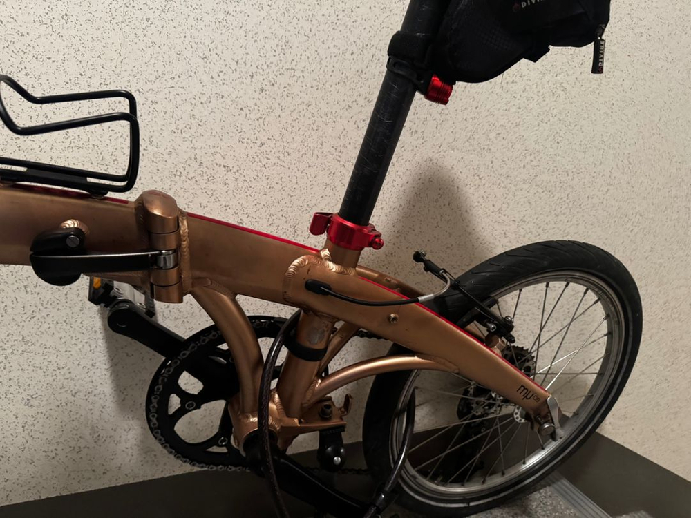 8단 알루미늄 접이식 미니벨로 다혼 뮤 D8 자전거 이미지