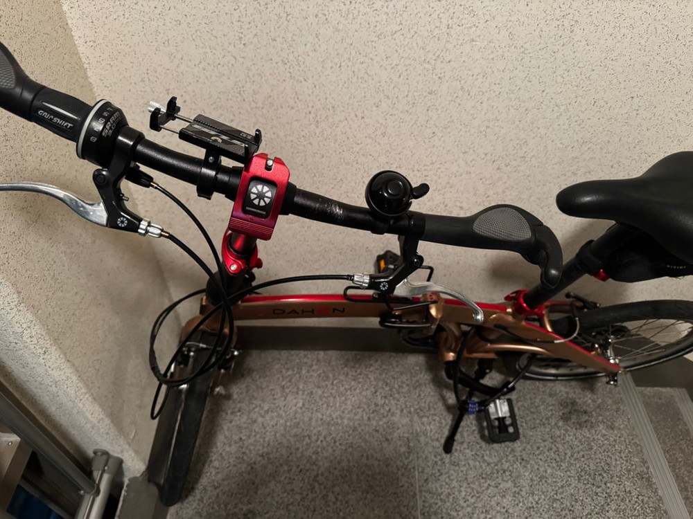 8단 알루미늄 접이식 미니벨로 다혼 뮤 D8 자전거 이미지