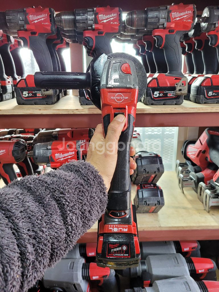 밀워키충전그라인더M18FSAG125X.속도조절.5인치.--7