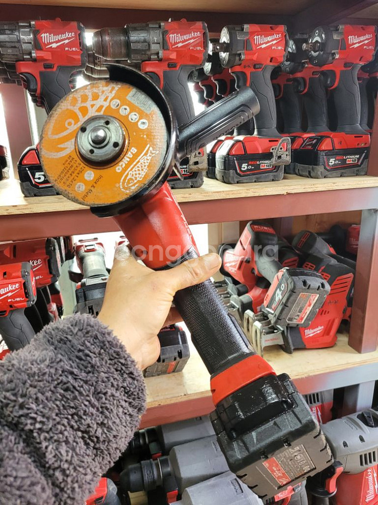 밀워키충전그라인더M18FSAG125X.속도조절.5인치.--9
